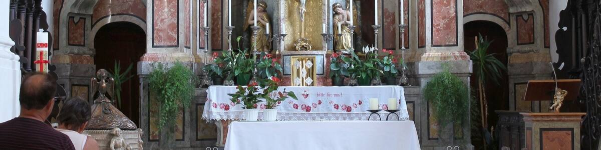 Pfarrkirche zur Schmerzhaften Muttergottes in Riffian (Südtirol): Innenraum
