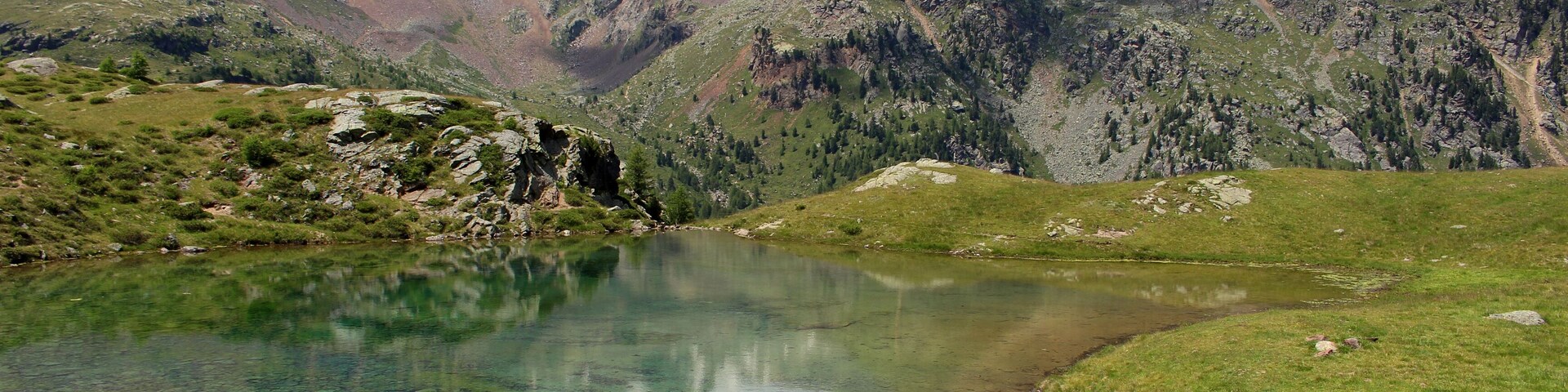 Auf der Oberweißbrunnalm (2220 m.ü.M.) im Südtiroler Ultental oberhalb von St. Gertraud.