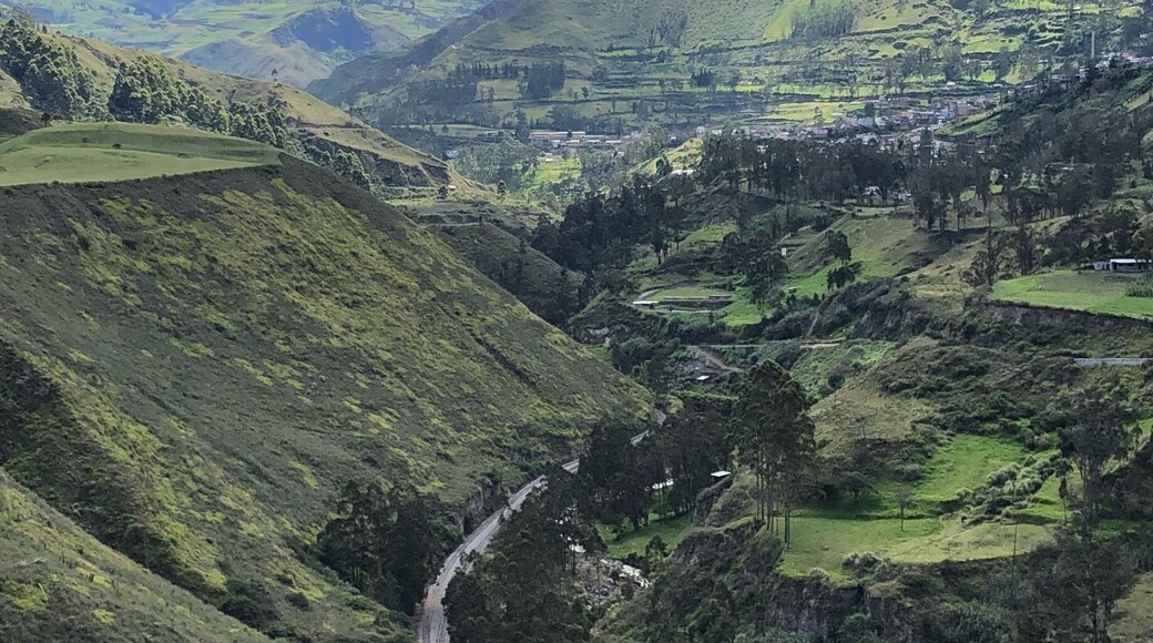 The Devil’s Nose train passes through the green valley