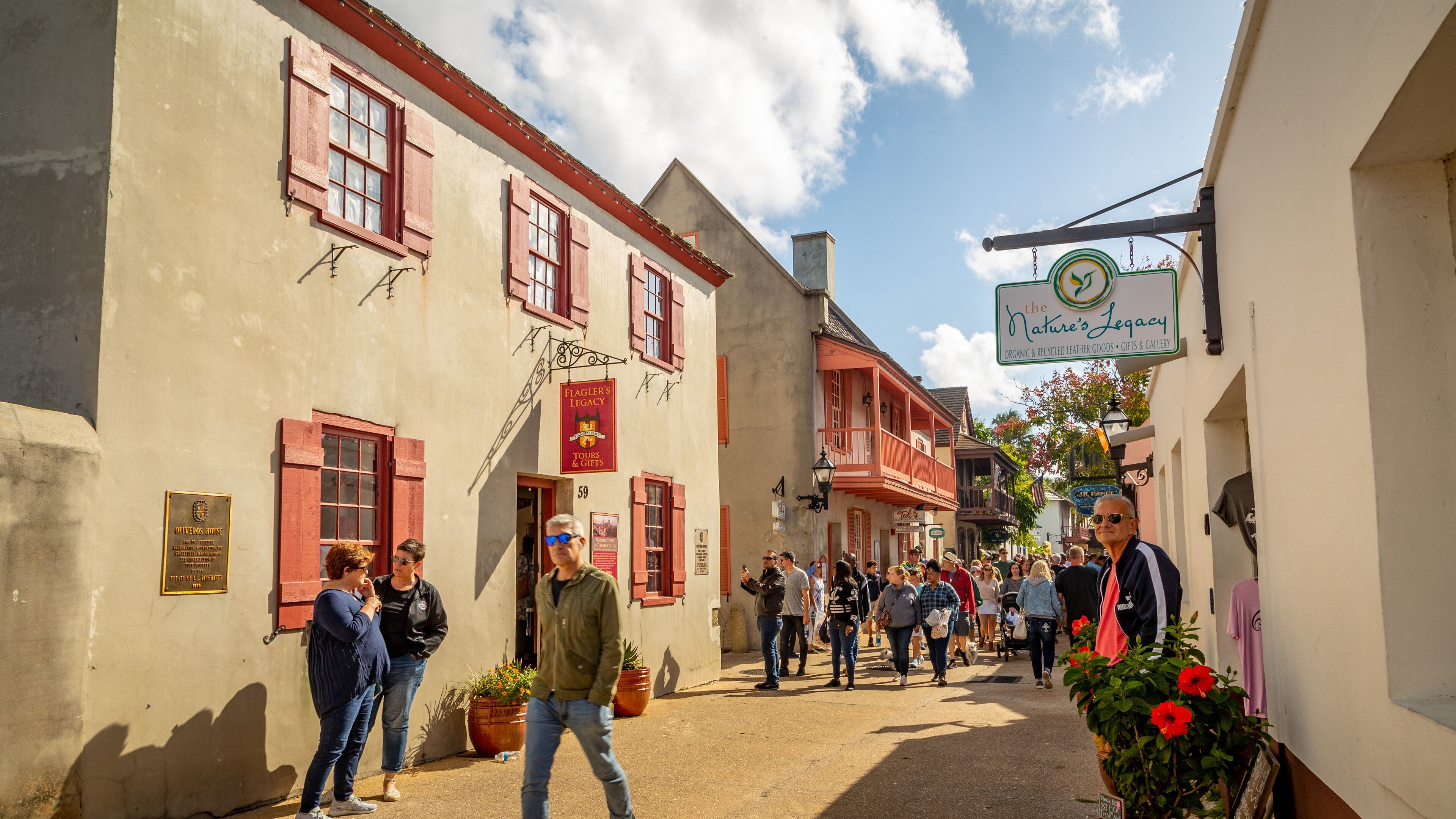 St. George Street featuring street scenes