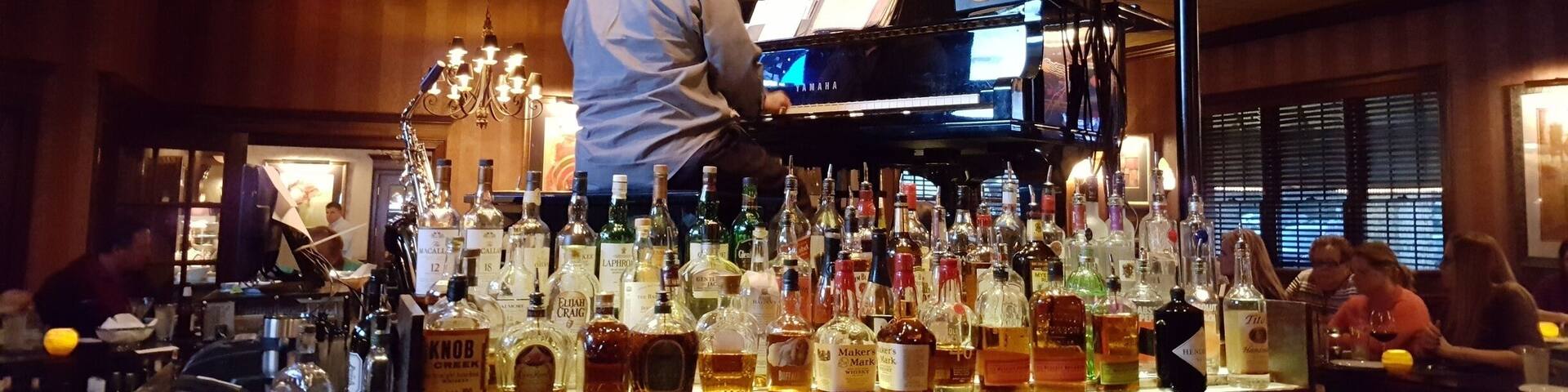 Love hanging out in the piano bar...food is outstanding... live entertainment most nights.