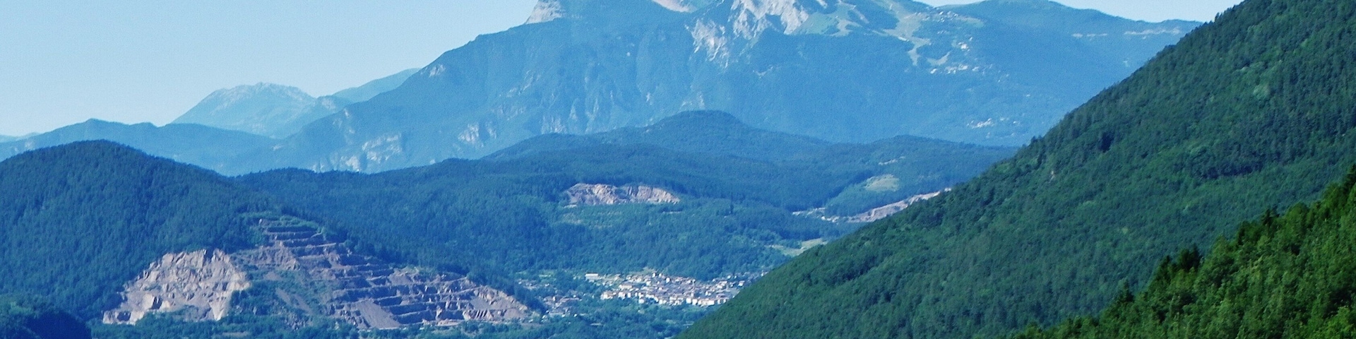 Le Tre cime del Monte Bondone viste dai Masi di Grumes (TN)