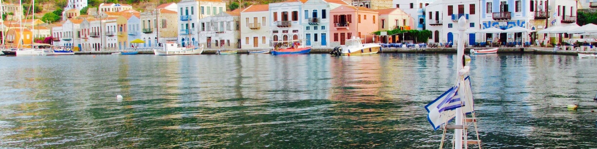The houses and streets of Kastellorizo (Meis) are pretty cute and #colorful besides its lovely sea💙
This is also the island for which David Gilmour wrote songs in his solo album 'On an island'. (just to remark how inspiring place it is.) 😊
#mediterranean #island #architecture