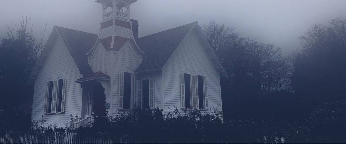 Historic, almost deserted town on Long Beach Peninsula