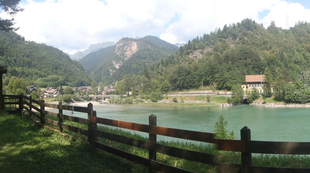 Lago di CenCenighe