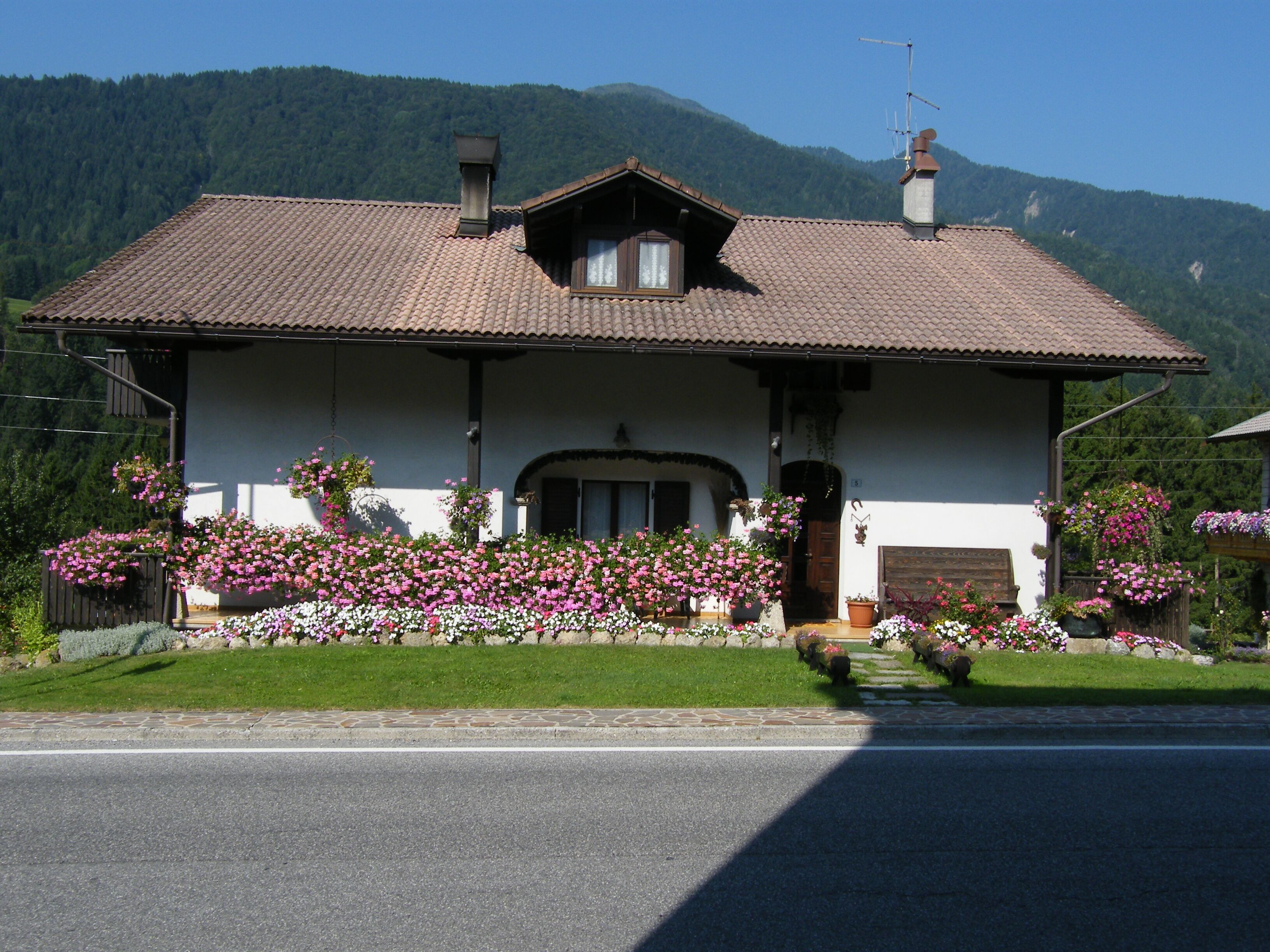 Ovaro, Casa Verardo vista da Est