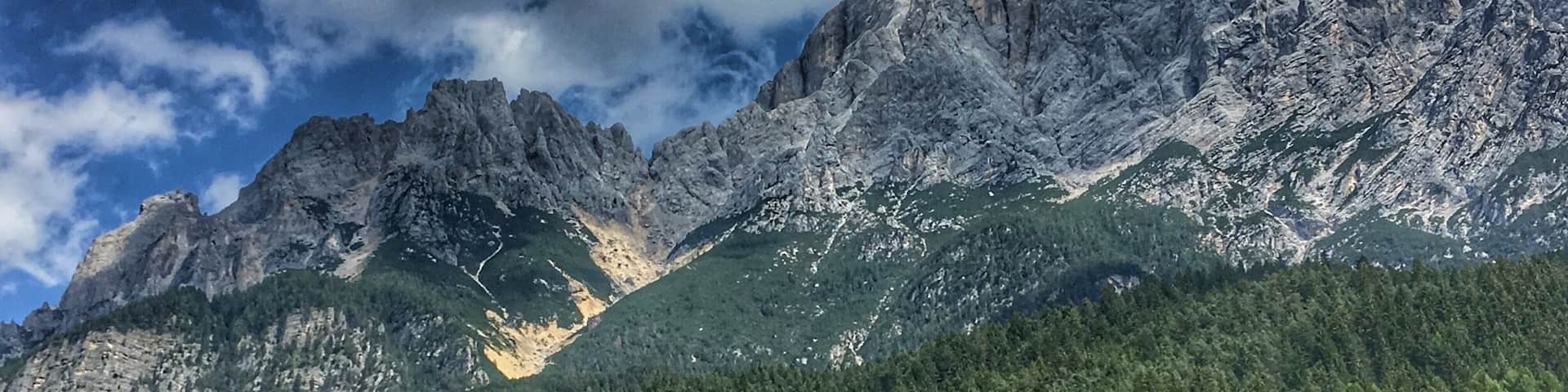 It's hard not to be impressed by the Italian Dolomites. Impressive mountain peaks, lush green pastures and pretty villages. A perfect place to visit.