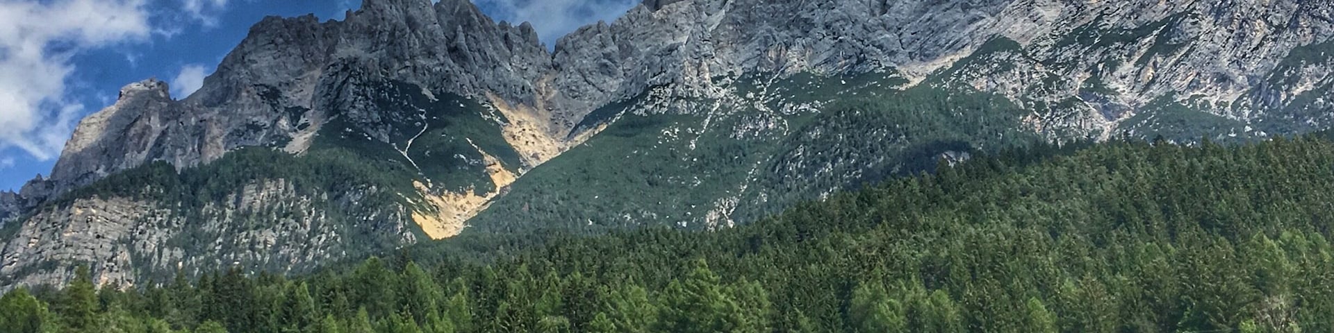 It's hard not to be impressed by the Italian Dolomites. Impressive mountain peaks, lush green pastures and pretty villages. A perfect place to visit.