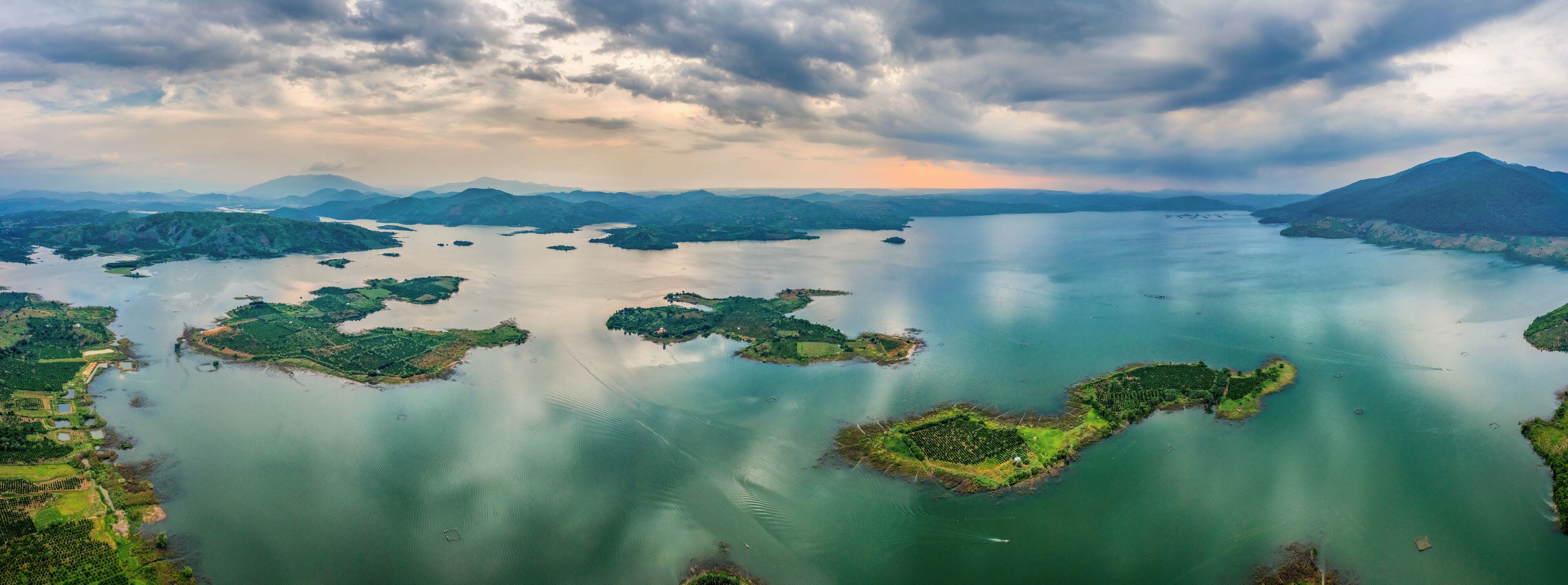 ブォン マ タット