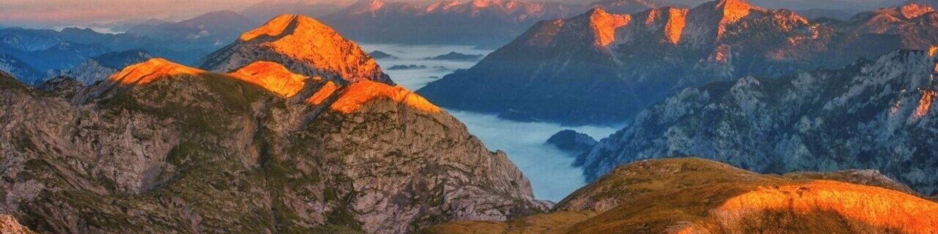 September 2016
Schiestlhaus, Hochschwab, Styria, Austria
Early sunset view northwest from Schiestlhaus hut (alt. 2.157 meters) in the middle of Hochschwab mountain range. The mist marks the valley of river Salza some 1.500 meters below. There are basically no lifts in the Hochschwab, so you can enjoy it in its natural state. In September the weather is quite stable and only few tourists which get such rewarding views for the pain of hiking it by own feet.
