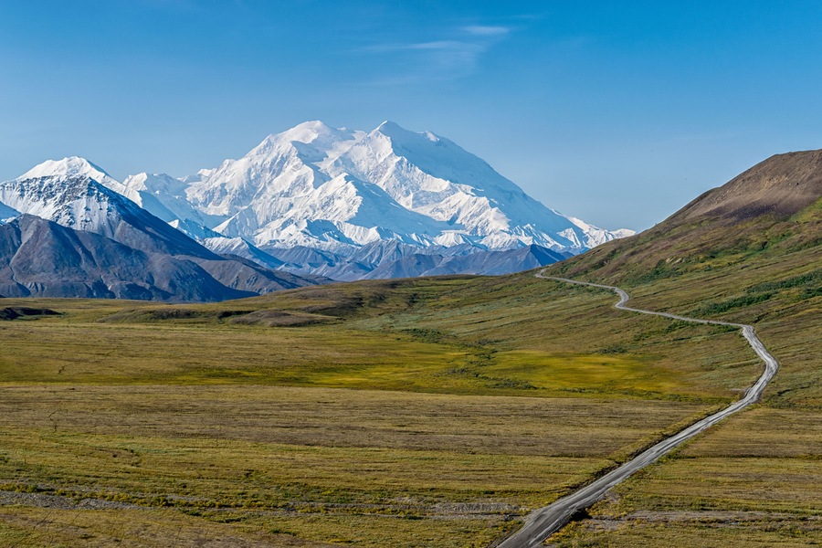 Mount Denali ( McKinley ) and the Kantishna road, Alaska