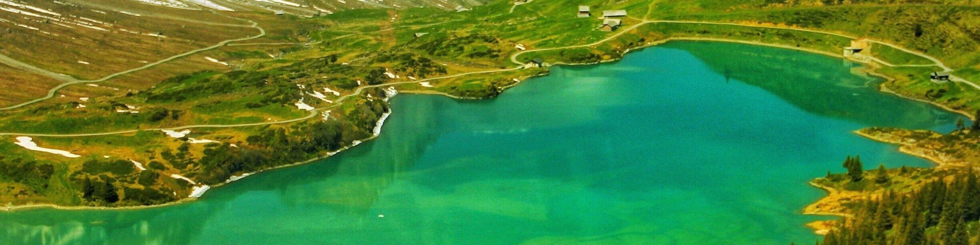 Dont miss the mirror lake while going to Mt. Titlis.
#Switzerland