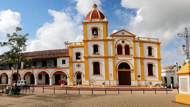 Panorama of Iglesia La Inmaculada Concepcion (church of the Inmaculate Conception), with cross in foreground, Santa Cruz de Mompox, World Heritage