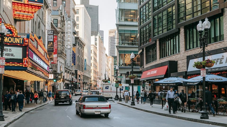 Downtown Boston which includes street scenes and a city