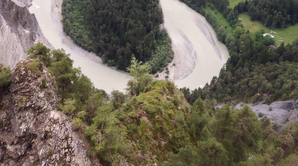 Your reward when you climb up the scary - moving when windy - stairs on the ridge: this grand view of the upper Rhine valley. If you look closely, you can see the passengers of the Rhaetian Railway below waving!
https://www.rhb.ch/en/home