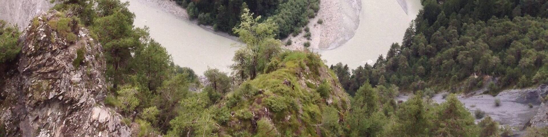 Your reward when you climb up the scary - moving when windy - stairs on the ridge: this grand view of the upper Rhine valley. If you look closely, you can see the passengers of the Rhaetian Railway below waving!Â
https://www.rhb.ch/en/homeÂ