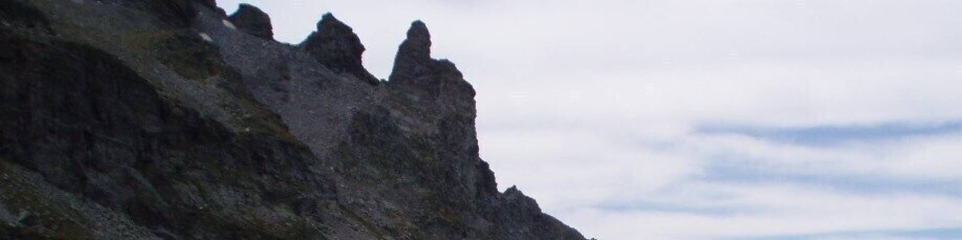 5 crystal clear mountain lakes and spectacular views of the Alps of Eastern Switzerland are the highlights of the mountain walk from the PizolhĂŒtte to Gaffia. The 5-lake walk on the Pizol is one of the real classics among mountain walks.