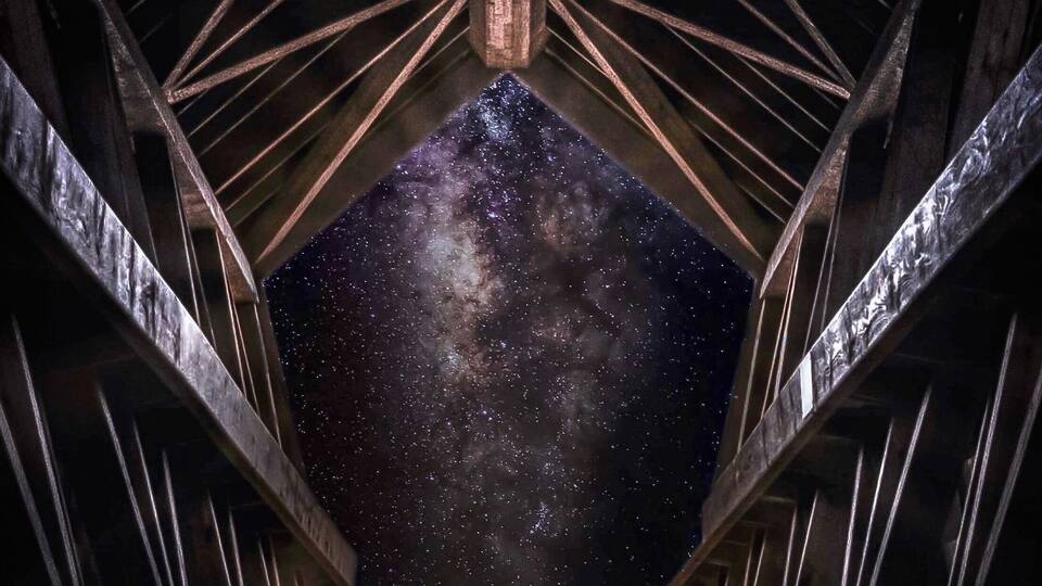 This bridge leads you to the way of stars