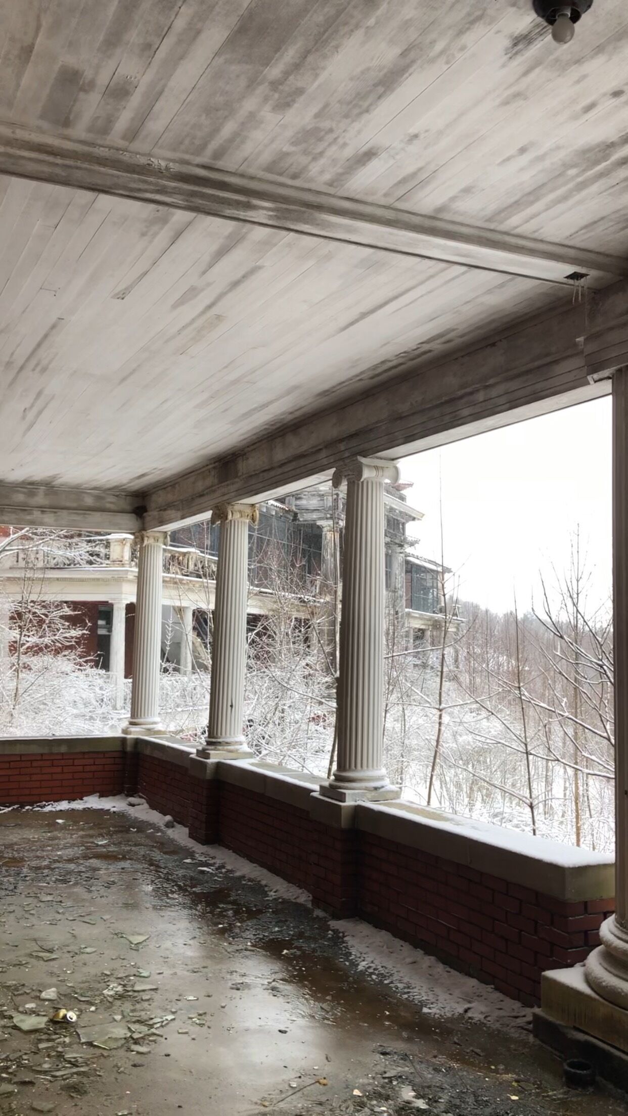 Just an FYI this location is officially closed, but I love doing urban exploring so that doesn’t deter me, but if you don’t want to go inside you can take pictures from the street as this place is in the sticks.  Definitely be back to try and get to the original ‘sun room’ which is a stained glass dome, but for today it was just the main building 