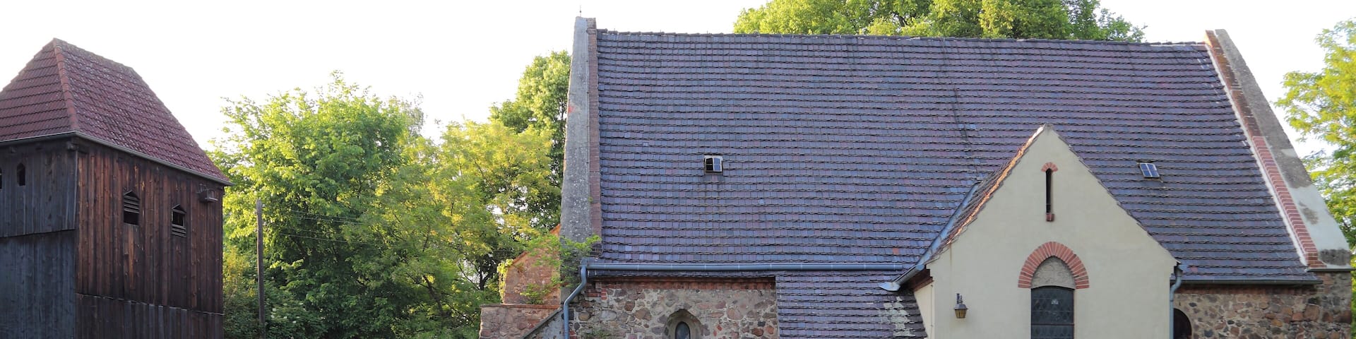 This is a picture of the Brandenburger Baudenkmal (cultural heritage monument) with the ID