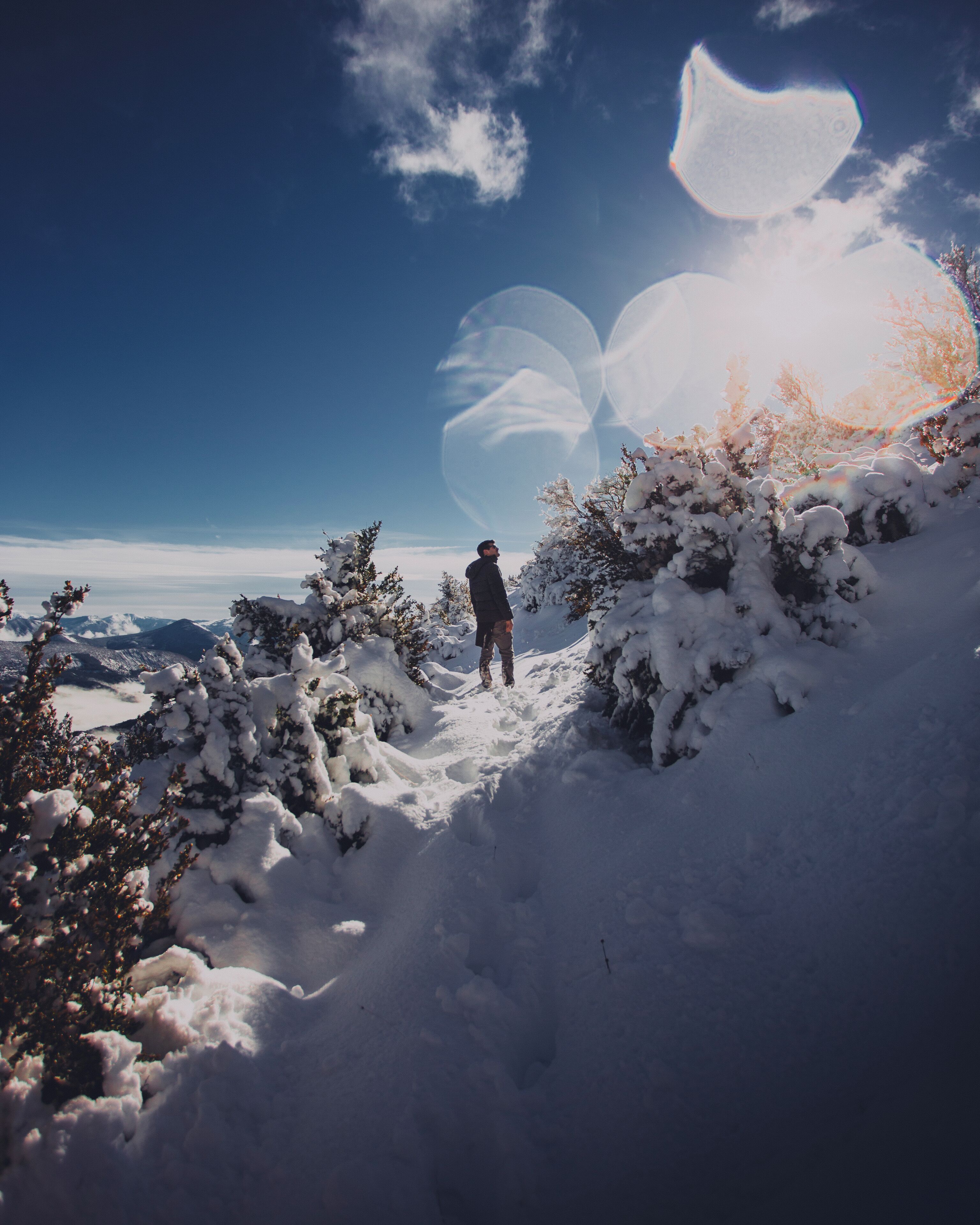 Magical hike during winter in the french alps. 

Make sure you follow me on:  https://www.instagram.com/alexcelaire/