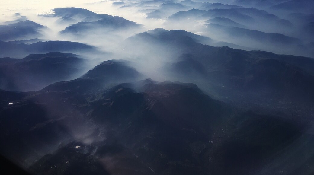 Don’t forget to look out of the window when you are flying over the Austrian Alps #AboveItAll