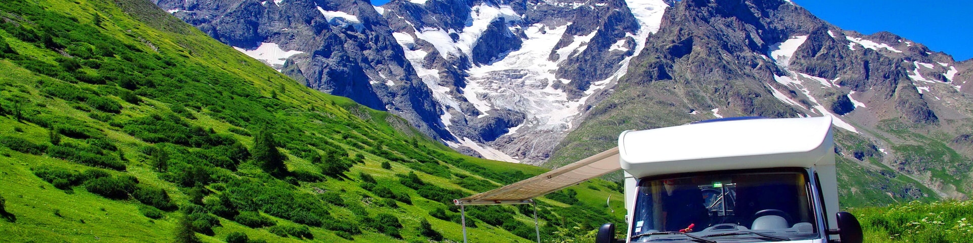 camping car a la montagne
