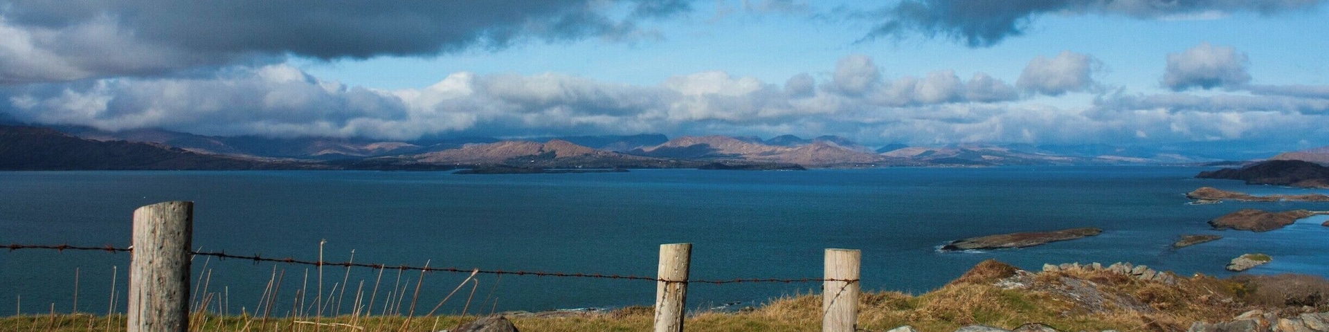 Beara Peninsula, County Cork. That's The Ring of Kerry on the other side of Kenmare Bay. #Roadtrip