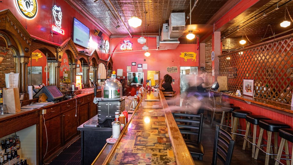 Midtown which includes a bar and interior views