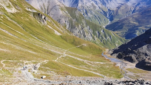 mtb mountain biking path from ischgl austria to switzerland