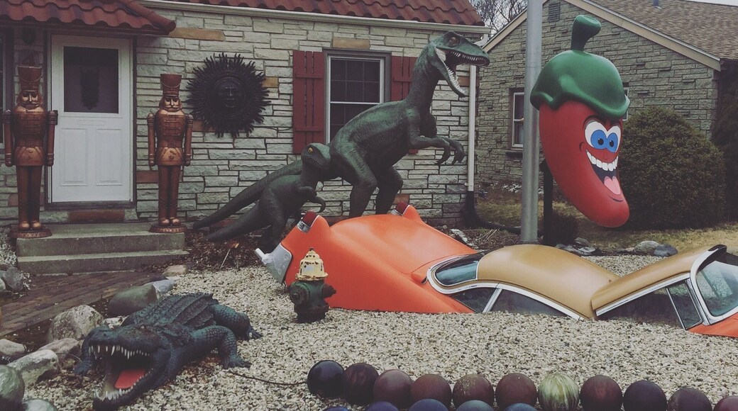 Found this as I was following WI-32 Memorial Hwy, in Cudahy, WI.