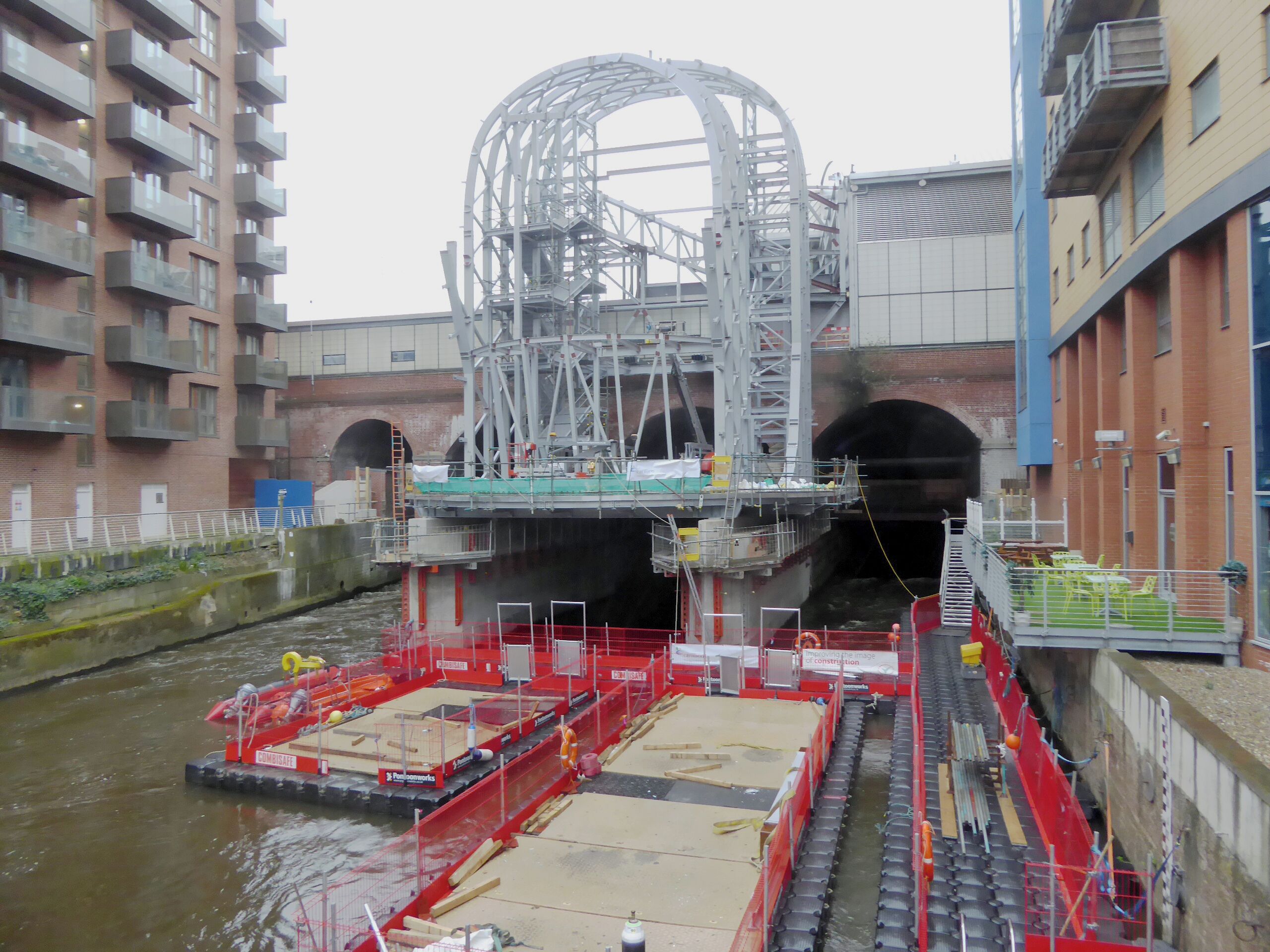 Construction of the new southern entrance to Leeds railway station