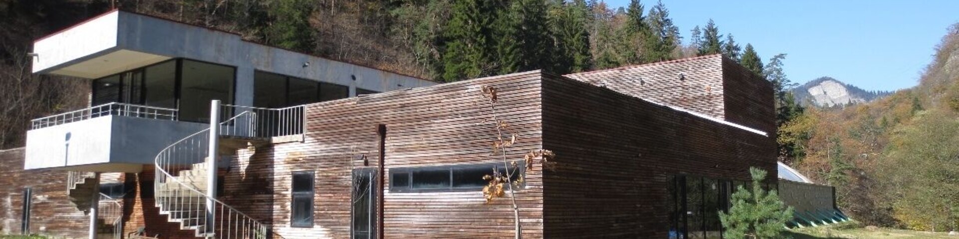 View from inside of a park in the city of Borjomi, Georgia.
This is a recently constructed indoor swimming pool facility inside of the park.
There are numerous sulphur springs in this park, and the water in the swimming pool here is taken from the sulphur water.