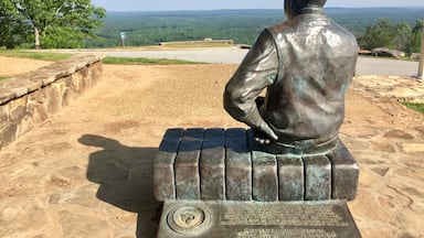 This is Dowdells Knob, Roosevelt's favorite picnic spot. It overlooks the Pine Mountain Valley.