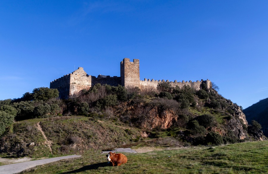 Cornatel Castle (10th century). Villavieja, Leon, Spain.