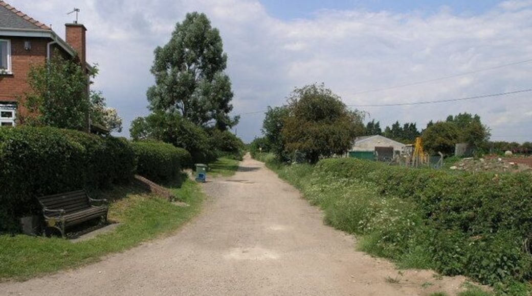 Bridleway to Nowhere. This is one of those bridleways which for some reason stops for no apparent reason. Just after crossing the River Torne however, a footpath does run from it.