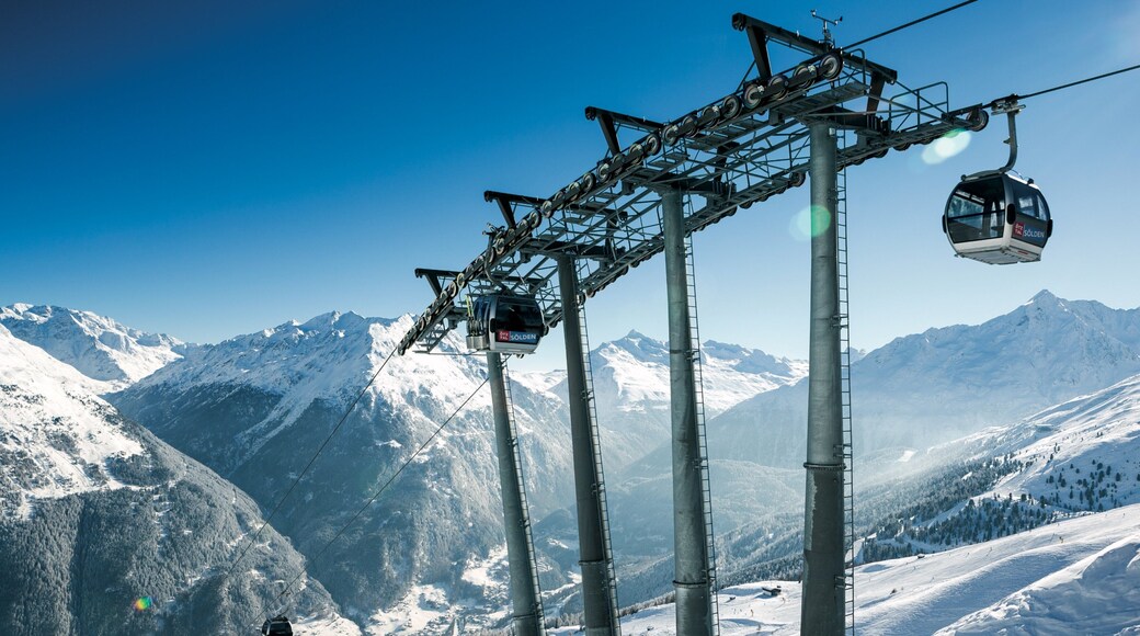 Tirolo caratteristiche di funivia, neve e vista del paesaggio