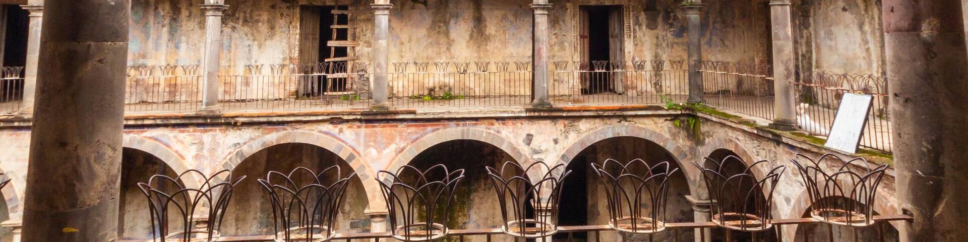 Arcs at exhacienda de Miravalle, Jungapeo, Mich.