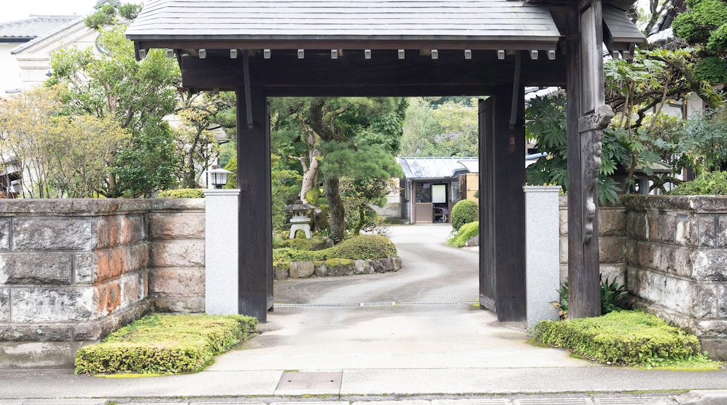Former pharmacy in Sakuyama Station on old Oshu Road