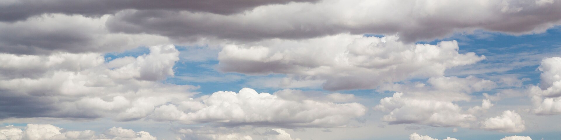 USA, Washington State, Connell. Irrigation device in farm field. Credit as: Don Paulson / Jaynes Gallery / DanitaDelimont.com