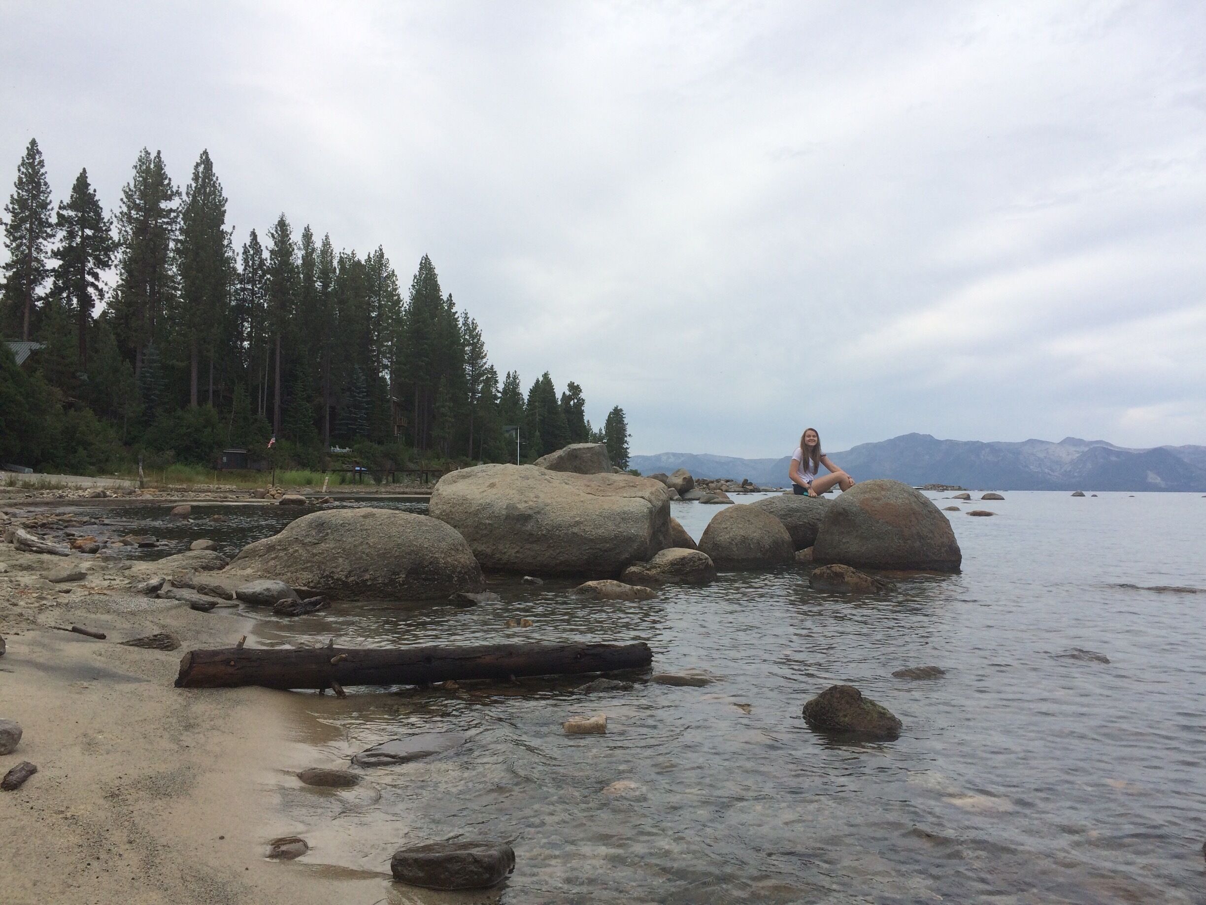 Late morning on the lake. The day was a little cloudy but the view was still nice.