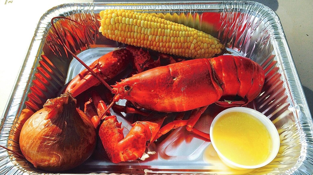 Lobster, Maine style!
It doesn't get much more #delicious than this.