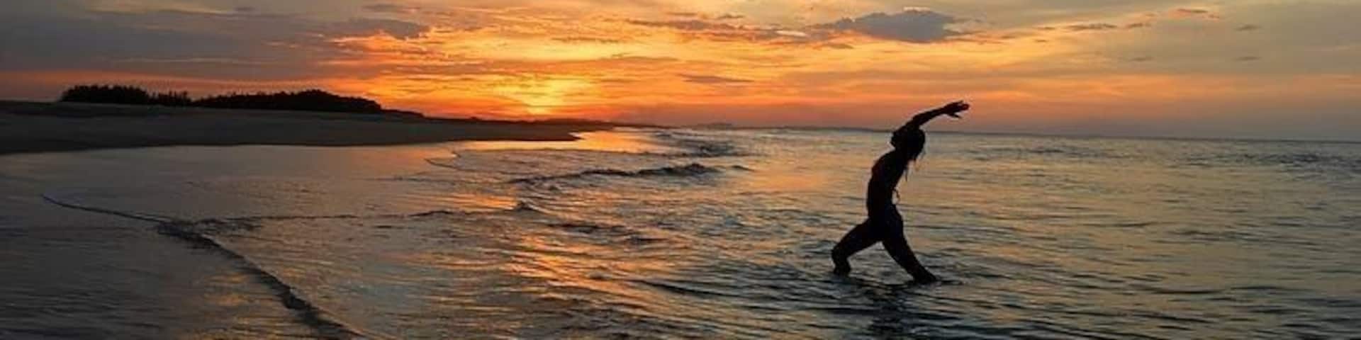 Sunsets to die for
“Warrior within her “
#lifeatexpedia #traveladdicts