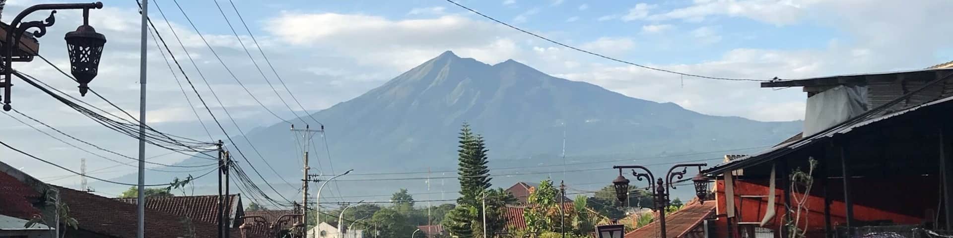 After 4 days of raining, the cloud finally decided to leave and reveal the beautiful Merbabu mountain.