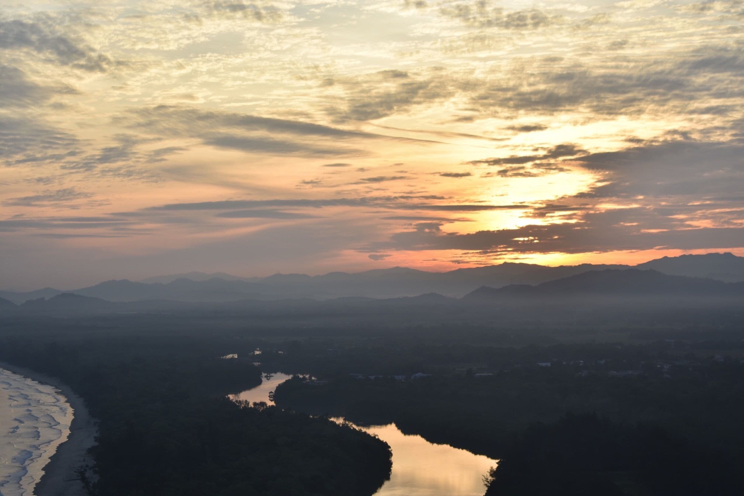 Sunrise climb for breakfast with a view from Mount Kinabalu so worth the climb at 5 am 