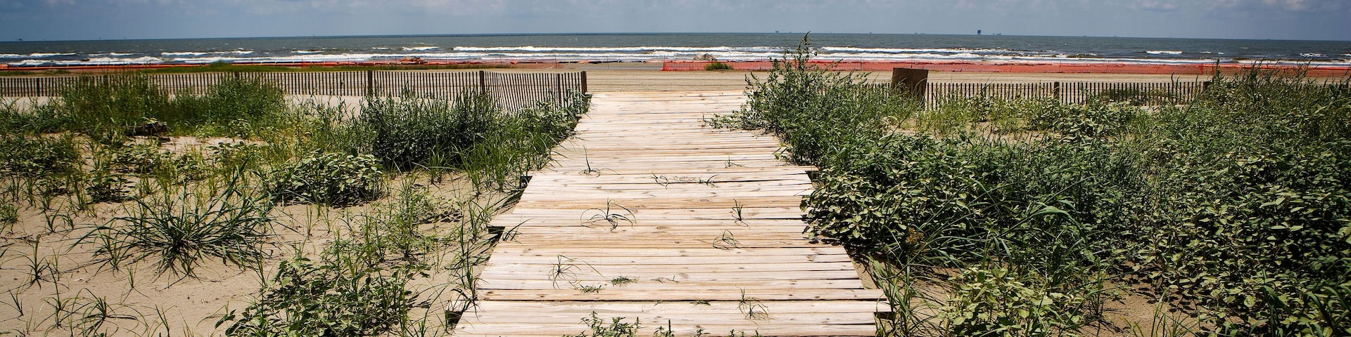 BPNTAM Gulf Coast of Louisiana in July 2010 along Grand Isle.. Image shot 07/2010. Exact date unknown.
