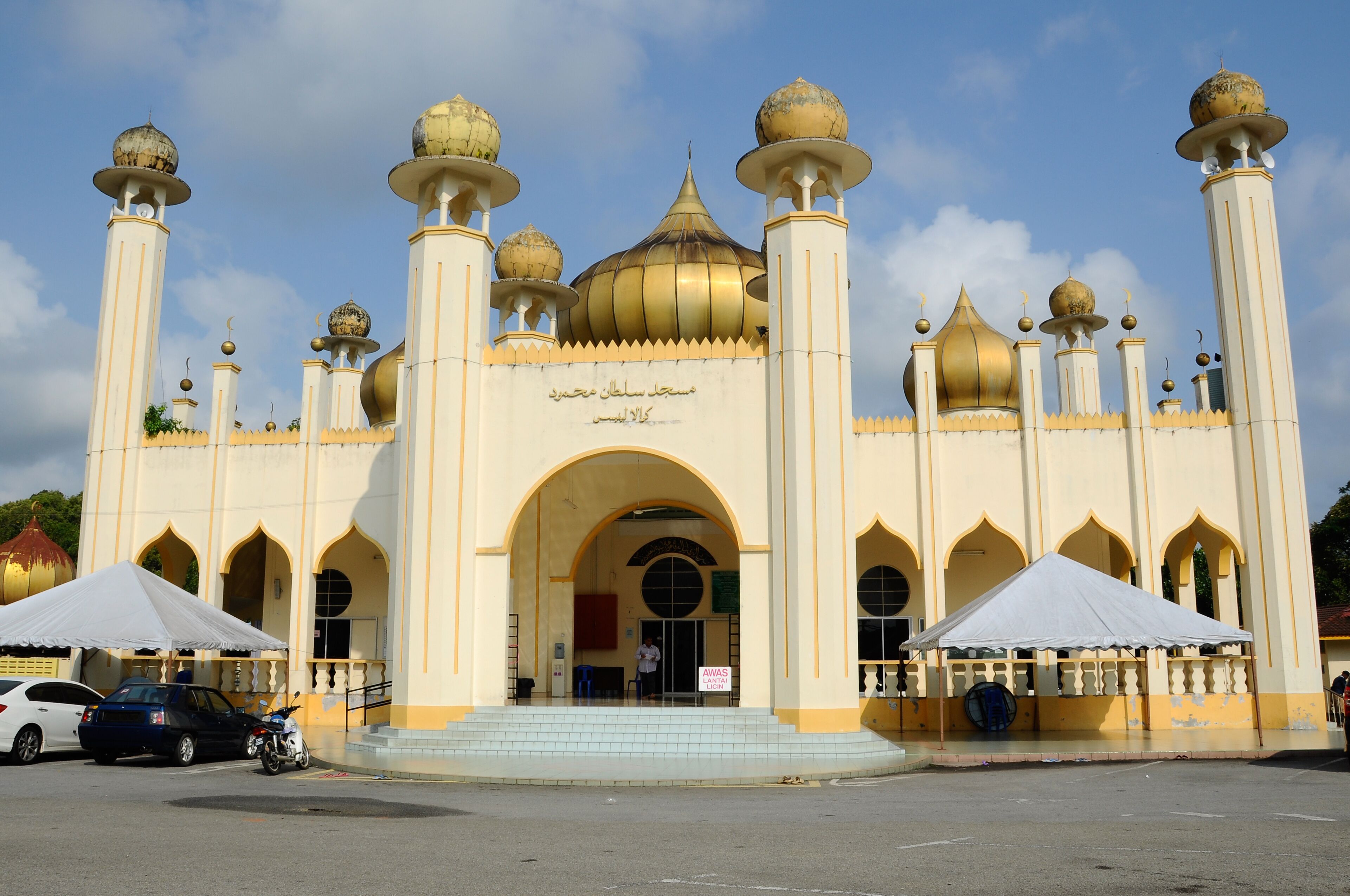 Sultan Mahmud Mosque in Kuala Lipis, Pahang 