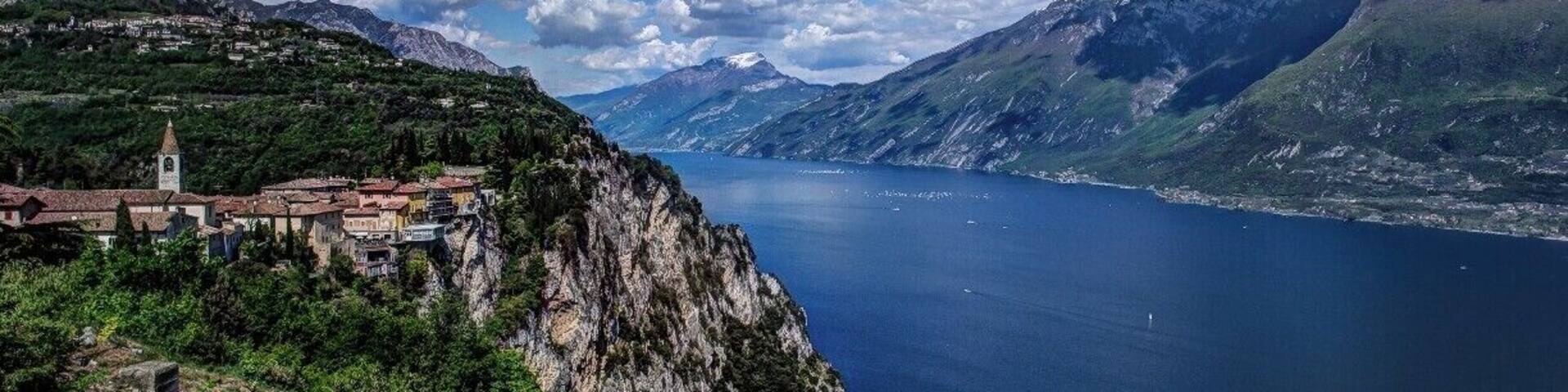 #TroveOn
The view from the Terrazza del brivido is just incredible! the terrace is the one of an hotel in the small city of Tremosine.
It is possible to get there by car, but you need to be very careful: the road is very narrow, dig into the mountain and with a breathtaking landscape. If you prefer there are walkable track as well, for a bit of exercise and less adventurous drivers.
Whichever way you choose, an ending that will leave you speechless is guaranteed!