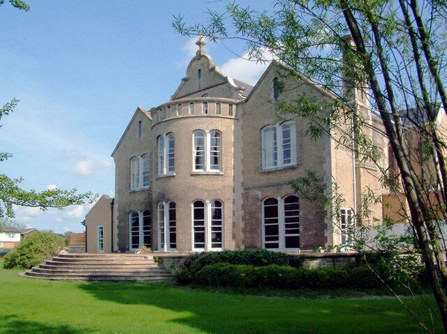 Hotel Felix, Cambridge This former Victorian mansion was transformed into a hotel in 2003; this is the garden side.