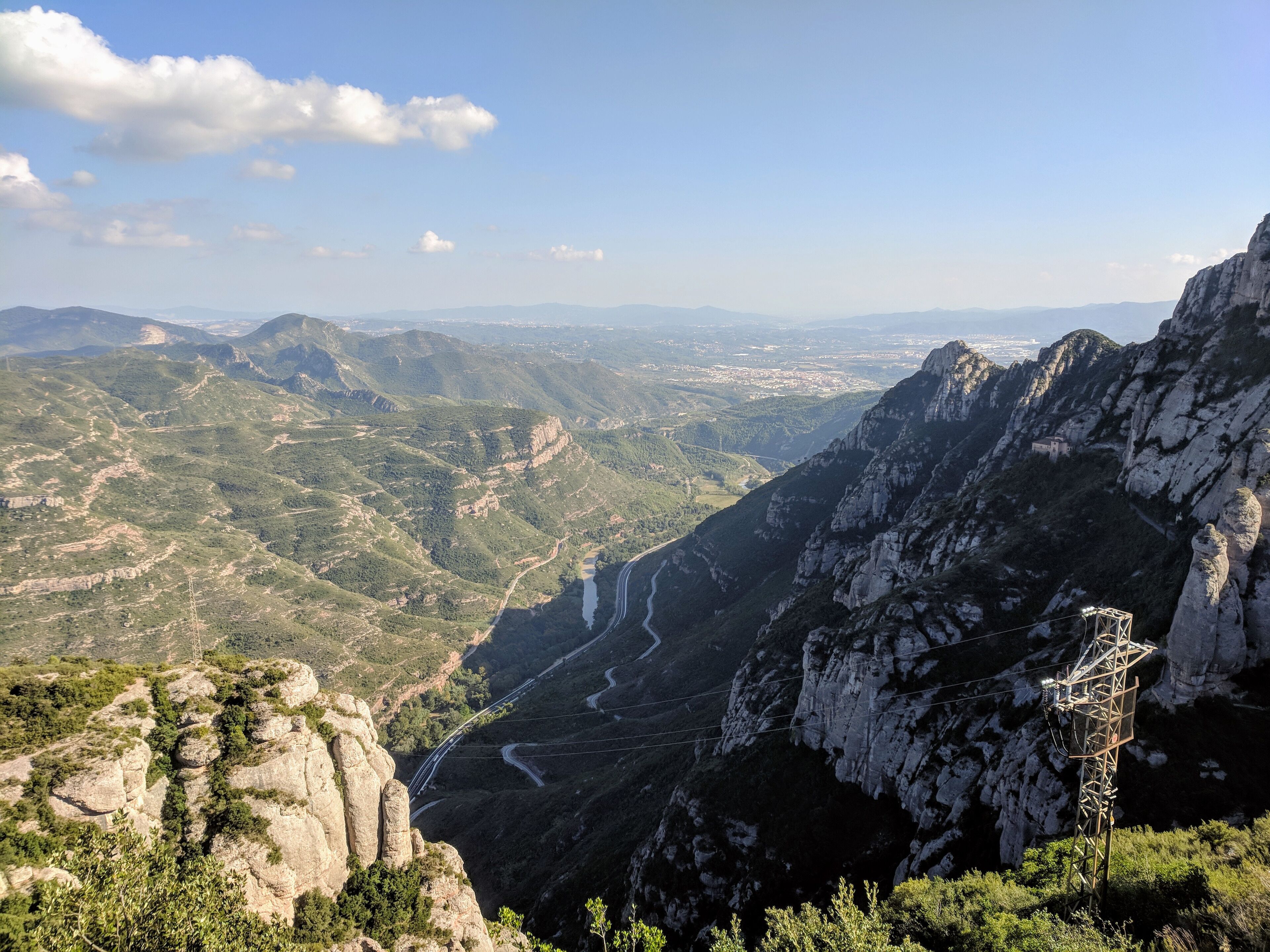 The Rocky mountain setting near Barcelona is an ideal location to build a monastery. Montserrat, Catalunya,Spain
#trovember #outdoors #montserrat #catalunya #barcelona #spain #mountain #monastery
